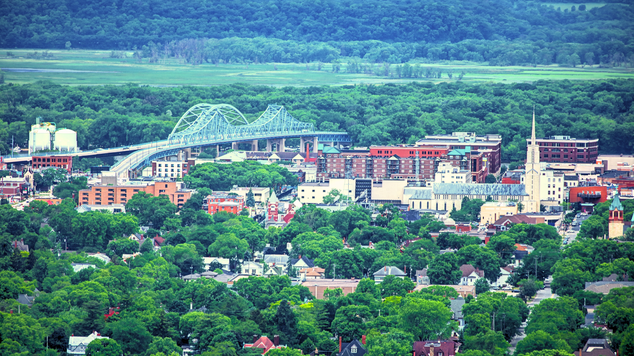 Ariel image of La Crosse WI.